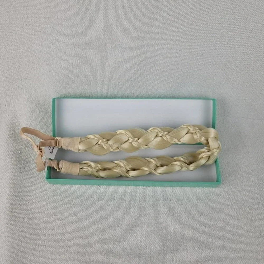 Madison braids Blonde‎ Butterfly